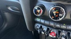 2023 (23) MINI HATCHBACK 1.5 Cooper Sport 3dr Auto 5351860