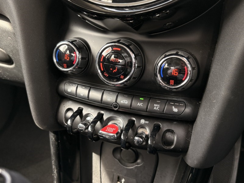 2022 (22) MINI HATCHBACK 1.5 Cooper Classic 3dr 5384086