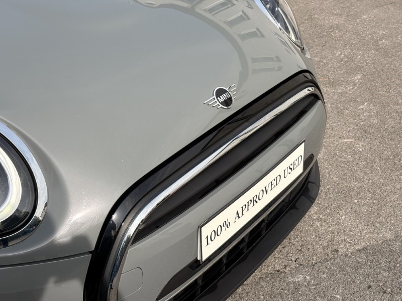 2022 (22) MINI HATCHBACK 1.5 Cooper Classic 3dr 5384105