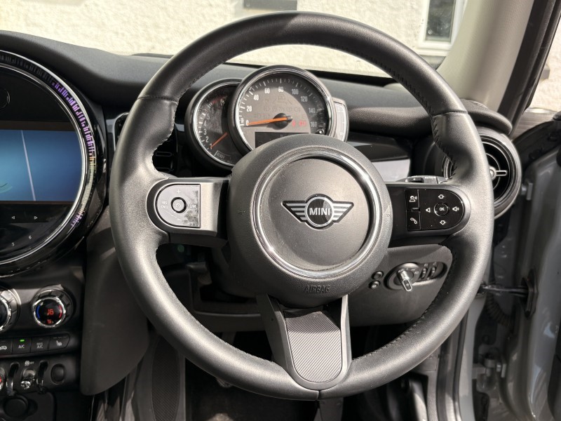 2022 (22) MINI HATCHBACK 1.5 Cooper Classic 3dr 5384103