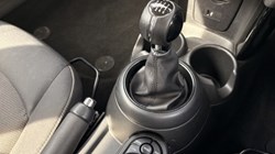2022 (22) MINI HATCHBACK 1.5 Cooper Classic 3dr 5384087