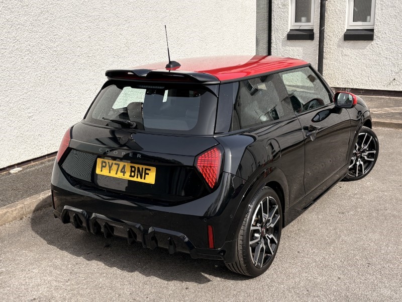 2024 (74) MINI COOPER 1.5 C Sport 3dr Auto 5384069