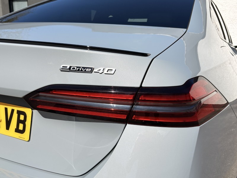 2023 (73) BMW I5 250kW eDrive40 M Sport Pro 84kWh 4dr Auto 5339585