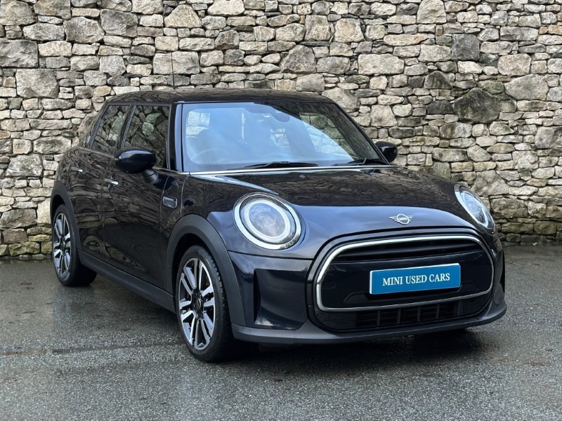 2023 (72) MINI HATCHBACK 1.5 Cooper Exclusive 5dr Auto