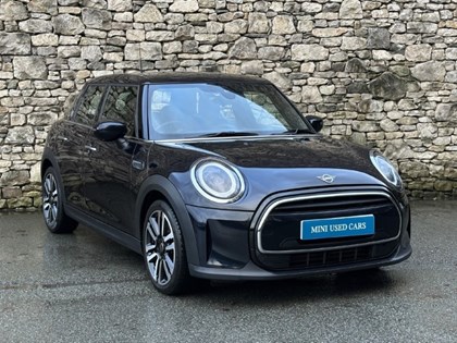 2023 (72) MINI HATCHBACK 1.5 Cooper Exclusive 5dr Auto
