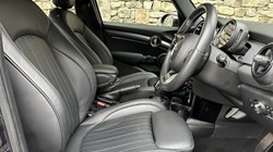 2023 (72) MINI HATCHBACK 1.5 Cooper Exclusive 5dr Auto 5332357