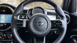 2023 (72) MINI HATCHBACK 1.5 Cooper Exclusive 5dr Auto 5332363