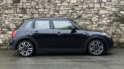 2023 (72) MINI HATCHBACK 1.5 Cooper Exclusive 5dr Auto 5332365