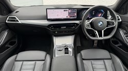 2026 (26) BMW 3 SERIES 330e 22.3 kWh M Sport 4dr Step Auto Tech/Pro Pack 5657124