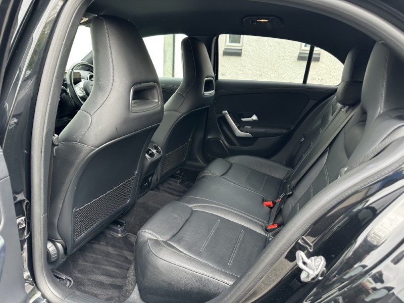 2021 (70) MERCEDES-BENZ A CLASS A35 4Matic Executive 5dr Auto 5377095