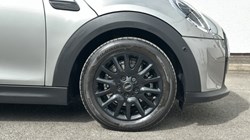2023 (23) MINI HATCHBACK 1.5 Cooper Classic 3dr Auto 5408070