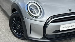 2023 (23) MINI HATCHBACK 1.5 Cooper Classic 3dr Auto 5408078