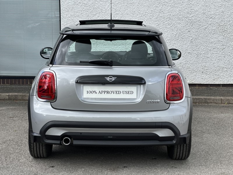 2023 (23) MINI HATCHBACK 1.5 Cooper Classic 3dr Auto 5408043