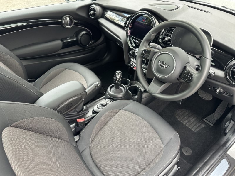 2023 (23) MINI HATCHBACK 1.5 Cooper Classic 3dr Auto 5408049