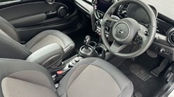 2023 (23) MINI HATCHBACK 1.5 Cooper Classic 3dr Auto 5408049