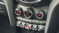 2023 (23) MINI HATCHBACK 1.5 Cooper Classic 3dr Auto 5408059