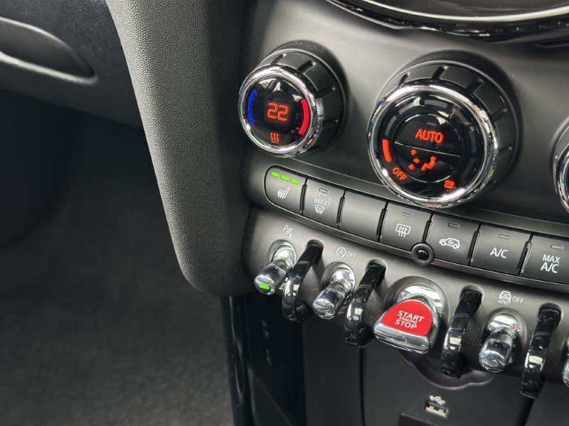 2023 (23) MINI HATCHBACK 1.5 Cooper Classic 3dr Auto 5408060