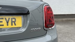 2021 (21) MINI HATCHBACK 1.5 Cooper Classic 3dr Auto 5413642