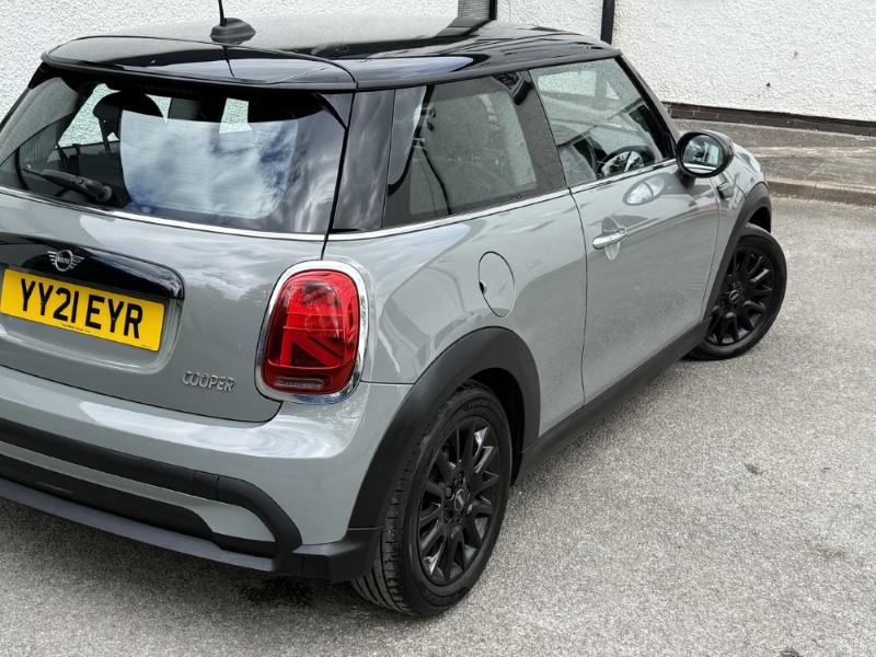 2021 (21) MINI HATCHBACK 1.5 Cooper Classic 3dr Auto 5413634