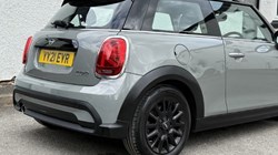 2021 (21) MINI HATCHBACK 1.5 Cooper Classic 3dr Auto 5413633