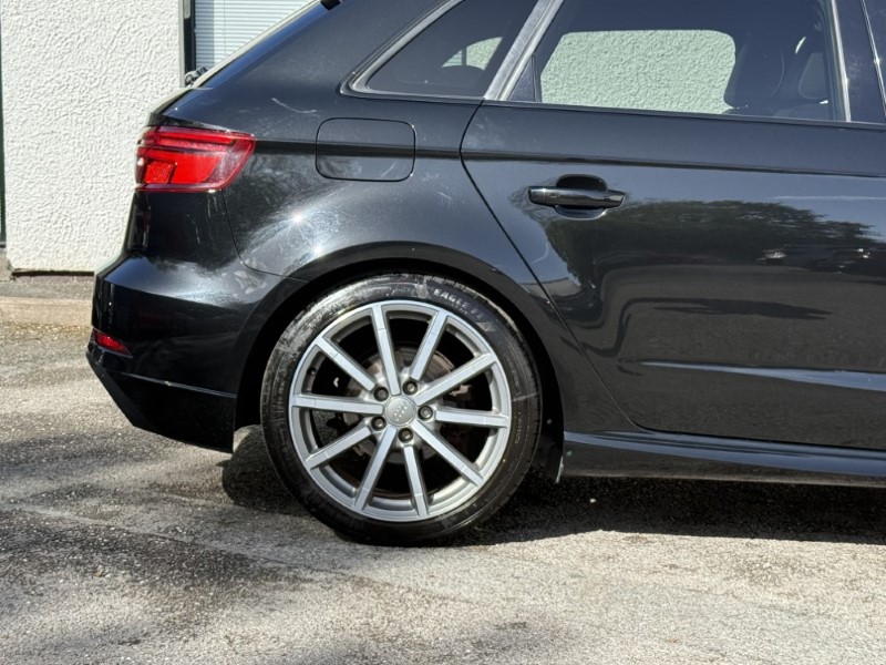 2020 (70) AUDI A3 40 TDI 184 Quattro Black Edition 5dr S Tronic 5397312