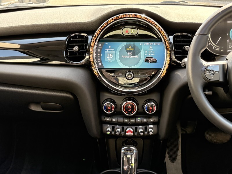 2023 (72) MINI HATCHBACK 1.5 Cooper Classic 5dr Auto 5441484