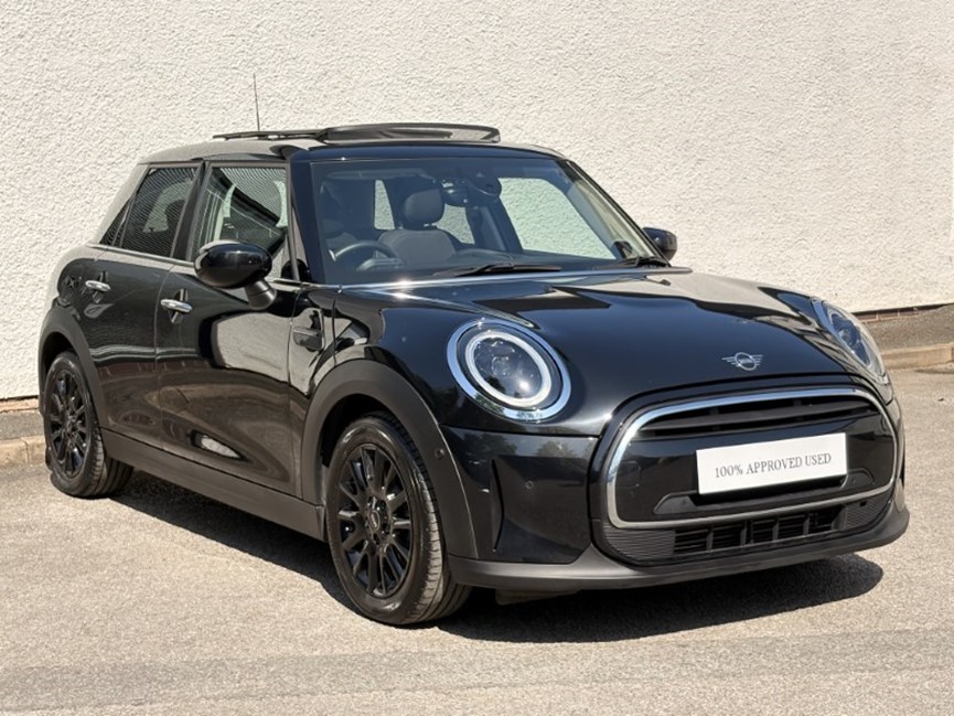 2023 (72) MINI HATCHBACK 1.5 Cooper Classic 5dr Auto
