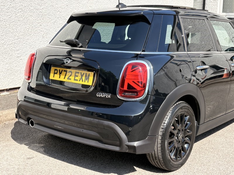 2023 (72) MINI HATCHBACK 1.5 Cooper Classic 5dr Auto 5441459