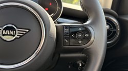 2023 (72) MINI HATCHBACK 1.5 Cooper Classic 5dr Auto 5441476
