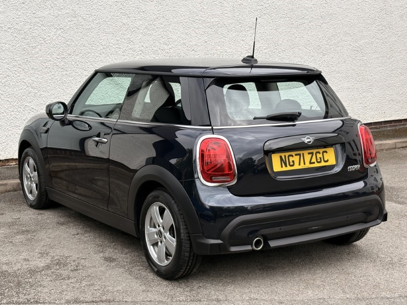 2022 (71) MINI HATCHBACK 1.5 Cooper Classic 3dr Auto