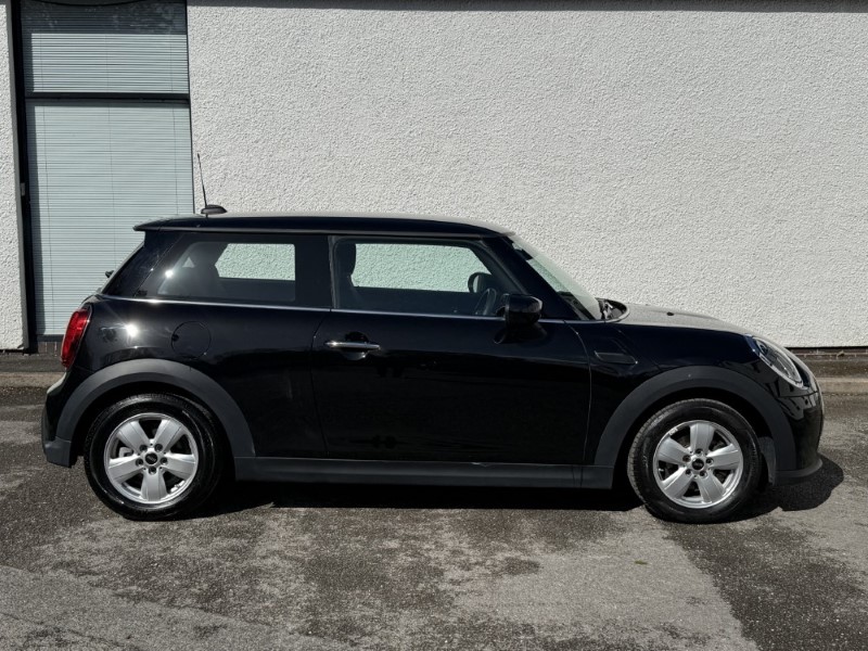 2021 (21) MINI HATCHBACK 1.5 Cooper Classic 3dr Auto 5397068