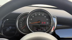 2021 (21) MINI HATCHBACK 1.5 Cooper Classic 3dr Auto 5397066