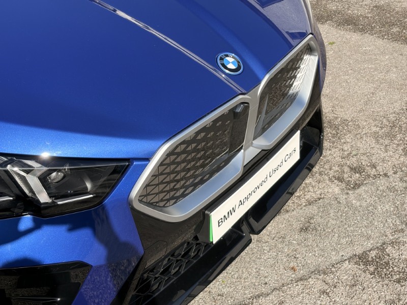2025 (75) BMW iX2 150kW eDrive20 M Sport 65kWh 5dr Auto 5396916