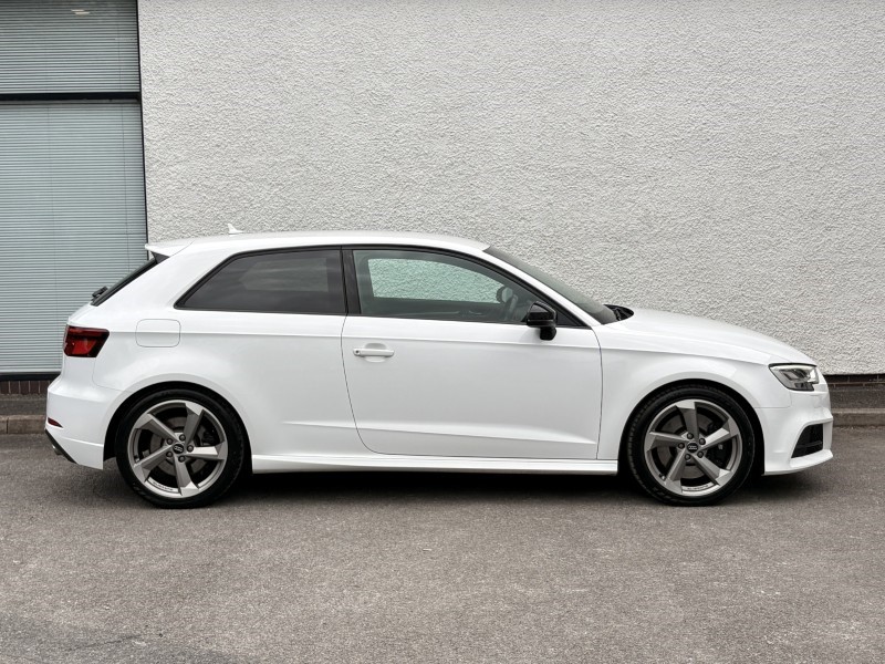 2017 (17) AUDI A3 S3 TFSI Quattro Black Edition 3dr S Tronic 5375571