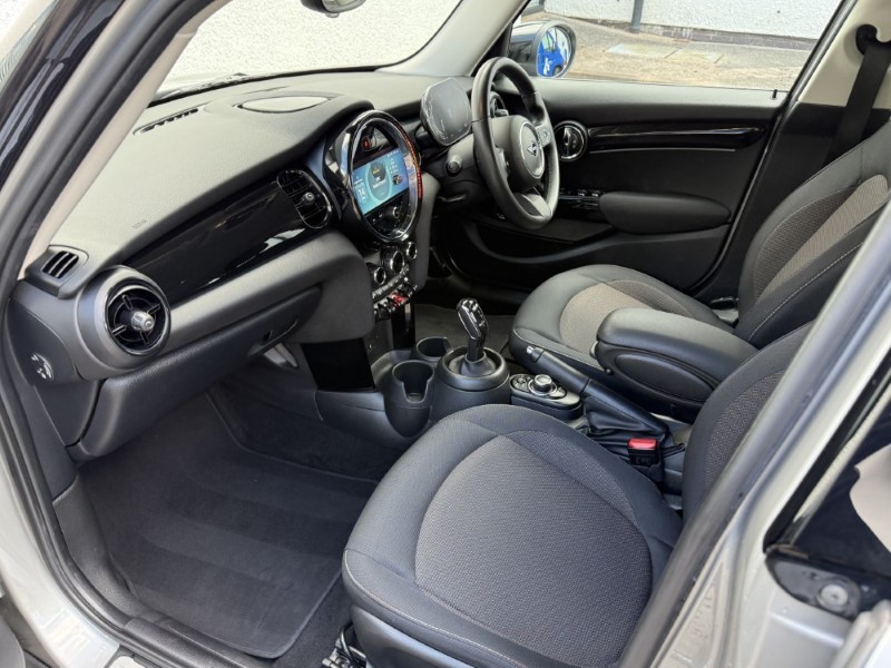 2023 (23) MINI HATCHBACK 1.5 Cooper Classic Premium 5dr Auto 5406290