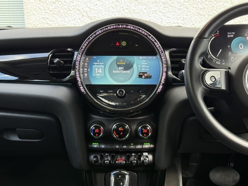2023 (23) MINI HATCHBACK 1.5 Cooper Classic Premium 5dr Auto 5406283