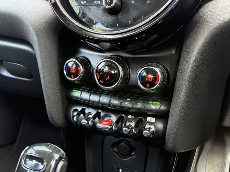 2023 (23) MINI HATCHBACK 1.5 Cooper Classic Premium 5dr Auto 5406272