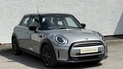 2023 (23) MINI HATCHBACK 1.5 Cooper Classic Premium 5dr Auto 5406301