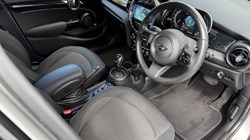 2023 (23) MINI HATCHBACK 1.5 Cooper Classic Premium 5dr Auto 5406284