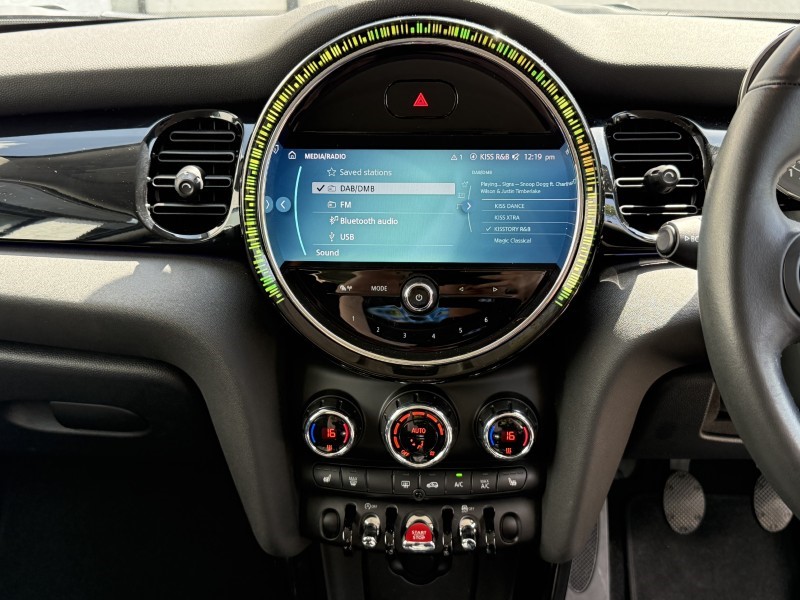 2022 (22) MINI HATCHBACK 1.5 Cooper Classic 3dr 5447725