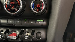 2022 (22) MINI HATCHBACK 1.5 Cooper Classic 3dr 5447729