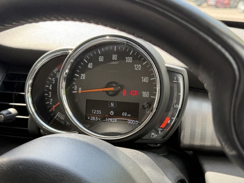 2020 (20) MINI HATCHBACK 1.5 Cooper Exclusive II 5dr 5449562