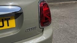 2020 (20) MINI HATCHBACK 1.5 Cooper Exclusive II 5dr 5449545