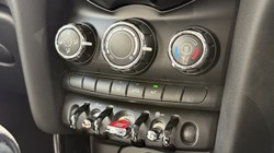 2020 (20) MINI HATCHBACK 1.5 Cooper Exclusive II 5dr 5449569