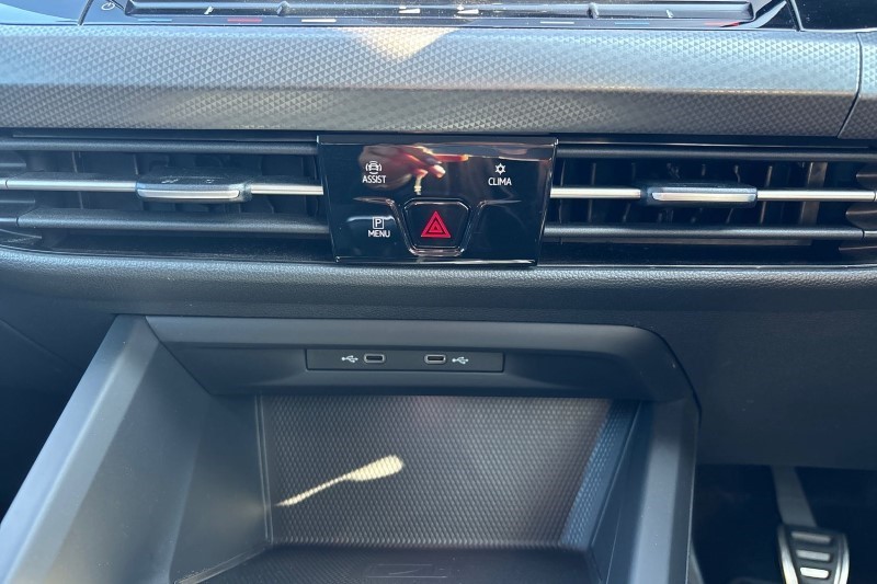 2021 (71) VOLKSWAGEN GOLF 1.5 TSI 150 Active 5dr 3515065