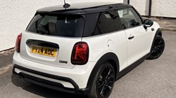 2024 (24) MINI HATCHBACK 1.5 Cooper Exclusive Premium 3dr Auto 5448704