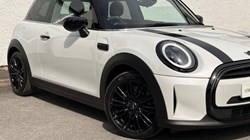 2024 (24) MINI HATCHBACK 1.5 Cooper Exclusive Premium 3dr Auto 5448729