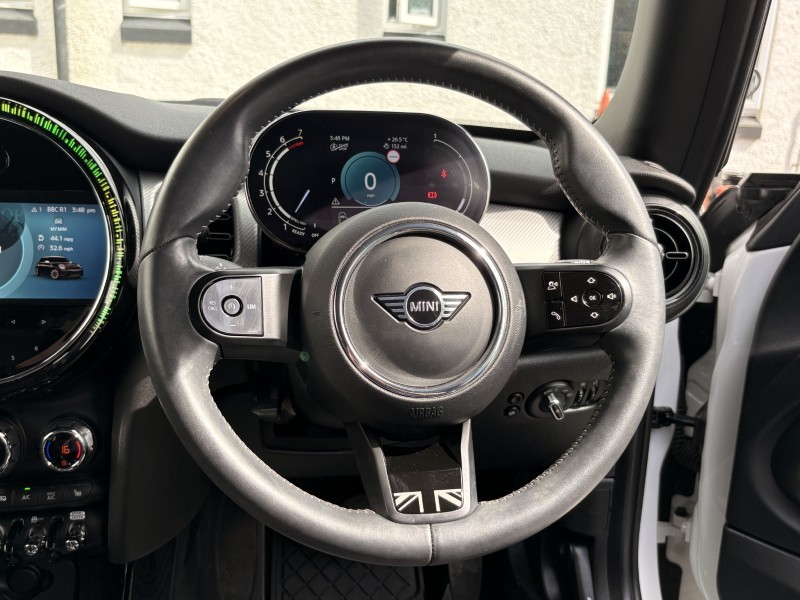 2024 (24) MINI HATCHBACK 1.5 Cooper Exclusive Premium 3dr Auto 5448714