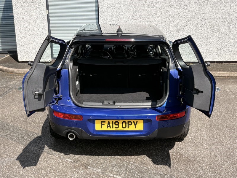 2019 (19) MINI CLUBMAN 1.5 Cooper Exclusive 6dr Auto 5461212