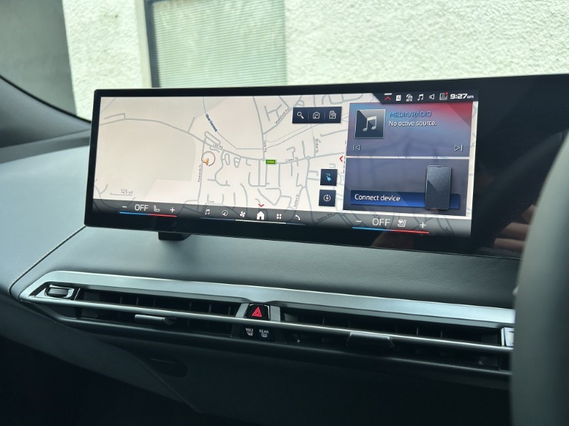 2025 (75) BMW iX 485kW M70 xDrive 112kWh 5dr Auto [Tech/Skylounge] 5420185